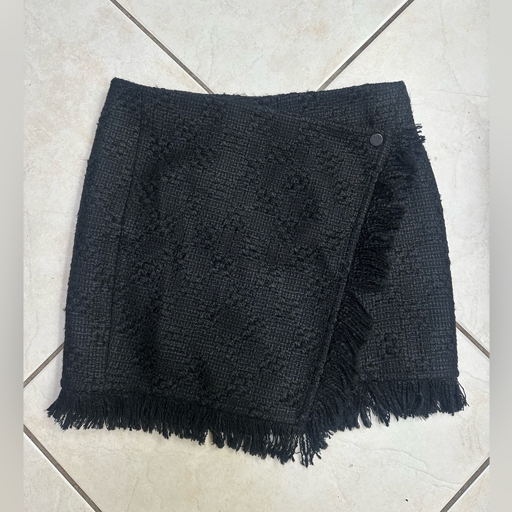 NWT | Zara | Black Tweed Skirt | Size S | Asymmetrical  | Fringe